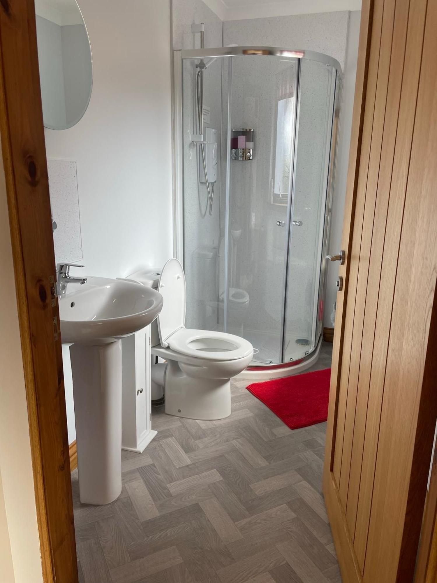 Riverside Retreat Caol Екстериор снимка