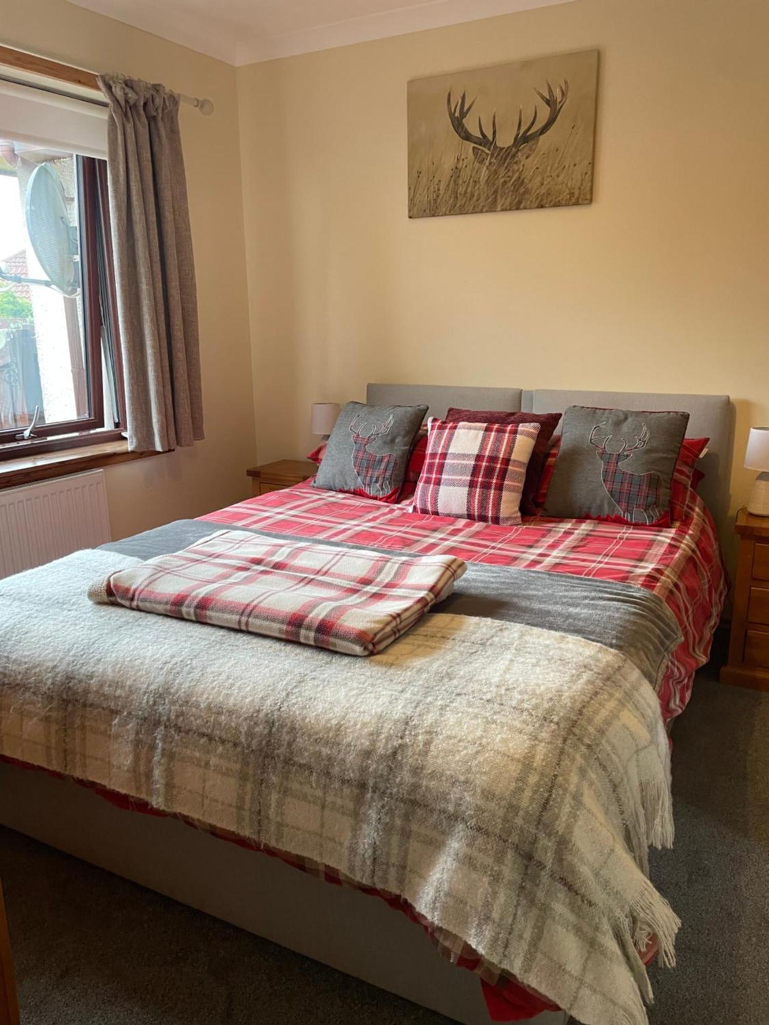 Riverside Retreat Caol Екстериор снимка